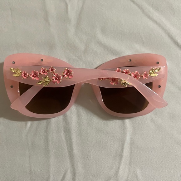 Pink Floral Embellished Sunglasses - Picture 2 of 4